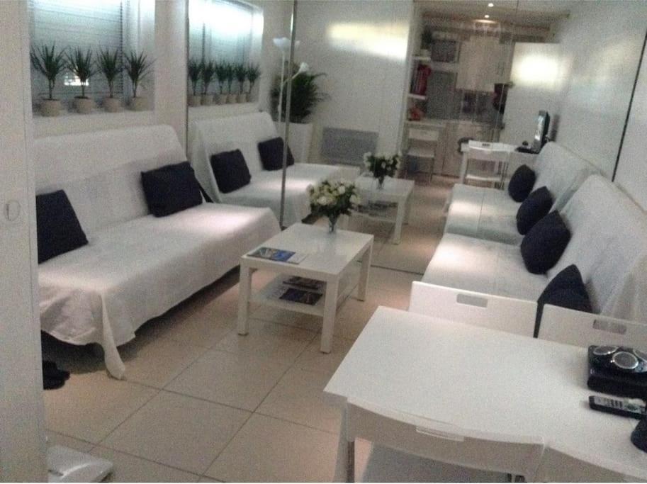 Studio A 2 Pas De La Plage วิลล์เนิฟ-ลูเบ ภายนอก รูปภาพ